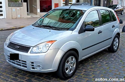 Ford Fiesta ambiente plus 1.6