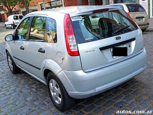 Ford Fiesta ambiente plus 1.6