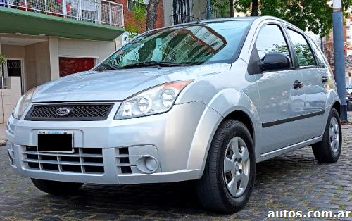 Ford Fiesta ambiente plus 1.6