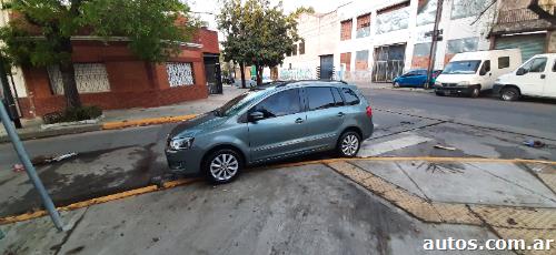 Volkswagen Suran Highline 1 6 8v