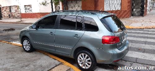 Volkswagen Suran Highline 1 6 8v