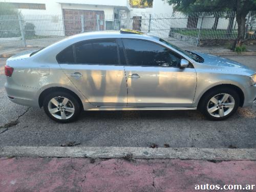 Volkswagen Vento 2.0 TDI 140 DSG LUXU