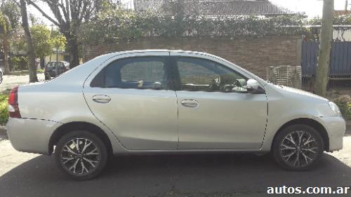 Toyota Etios Sedán Platinium 1.5 AT.