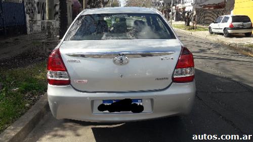 Toyota Etios Sedán Platinium 1.5 AT.