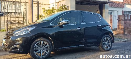 Peugeot 208 1.6 FELINE