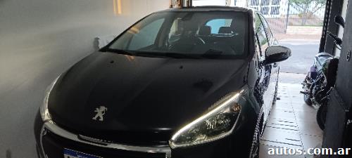 Peugeot 208 1.6 FELINE