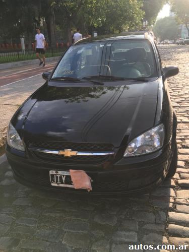 Chevrolet Corsa Classic LS con AA + DIR GNC