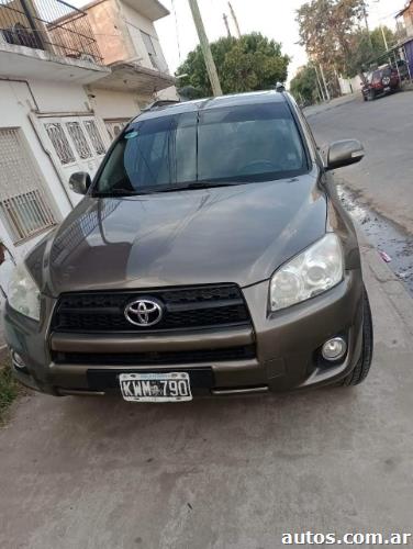 Toyota RAV4 2.4L AT 4X4 FULL