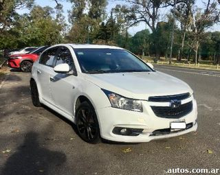 Chevrolet Cruze 1.8 LTZ 4P