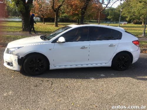 Chevrolet Cruze 1.8 LTZ 4P