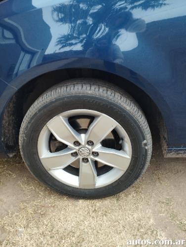 Volkswagen Naftera 1.6 L15