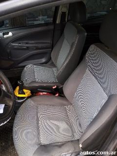 Volkswagen Gol Trend 1,6 8 v nafta y gnc