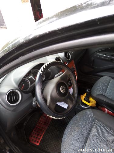 Volkswagen Gol Trend 1,6 8 v nafta y gnc