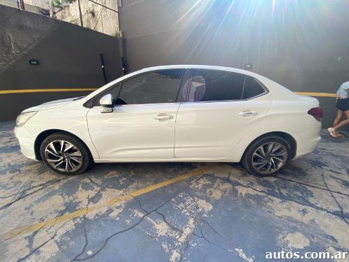 Citroen C4 Lounge 1.6 turbo thp