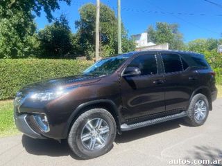 Toyota SW4 sr 4x4 2.8 manual
