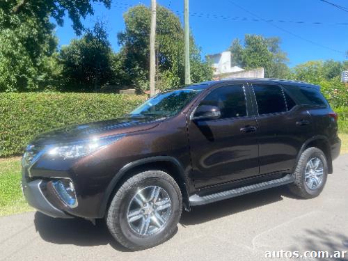 Toyota SW4 sr 4x4 2.8 manual
