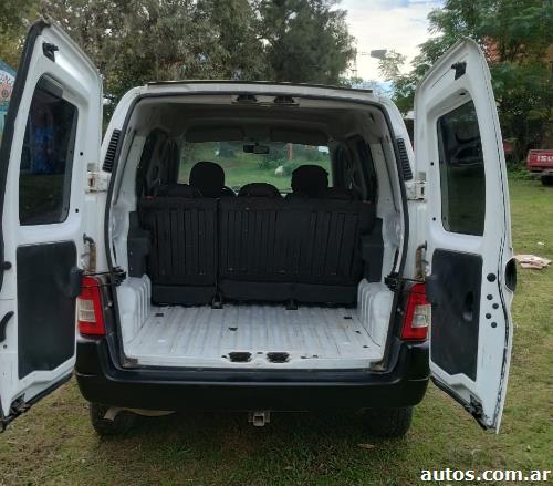 Peugeot Partner 1.4 NAFTA 5 ASIENTOS