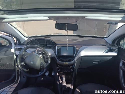 Peugeot 208 FELINE 1.6