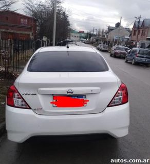 Nissan Versa PURE DRIVE MT