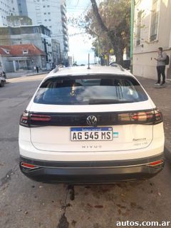 Volkswagen  NAFTERO 1,1
