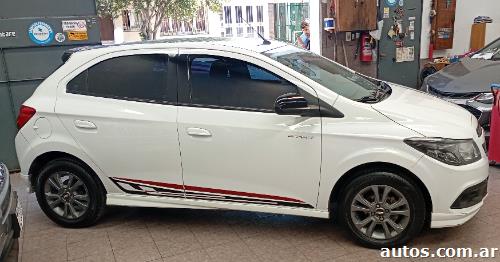 Chevrolet Onix Effect 5 Puertas