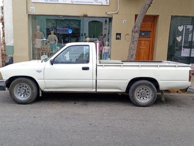 Toyota 4x2 D/C DLX en San Luis